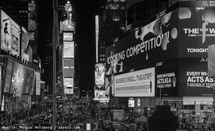 Abbildung: Werbetafeln am Time Square in New York